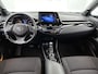 Toyota C-HR / C-HR+ 1.8 Hybrid Style Ultimate | JBL | Dodehoek detectie | Stoel+stuurverwarming | FULL LED verlichting | Navigatie | Parkeersensoren voor+achter met assistent |