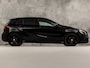 Mercedes-Benz A-klasse 180 AMG Night Edition Automaat (NAVIGATIE, LEDER/ALCANTARA, DIAMOND GRILL, STOELVERWARMING, GETINT GLAS, SPORTSTOELEN, CRUISE, LED KOPLAMPEN, NIEUWSTAAT)