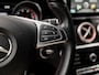 Mercedes-Benz A-klasse 180 AMG Night Edition Automaat (NAVIGATIE, LEDER/ALCANTARA, DIAMOND GRILL, STOELVERWARMING, GETINT GLAS, SPORTSTOELEN, CRUISE, LED KOPLAMPEN, NIEUWSTAAT)