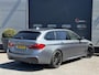 BMW 5-Serie Touring 520d Executive M-Sport | Camera | Harmon Kardon | Navigatie | Elektrische Achterklep | 19 Inch Lichtmetalen Velgen |