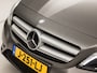 Mercedes-Benz B-klasse 200 200 Ambition 157Pk (GROOT NAVI, CLIMATE, CAMERA, HARMAN/KARDON, STOELVERWARMING, LEDEREN SPORTSTOELEN, HARMAN/KARDON, XENON, ZWART HEMEL, NIEUWSTAAT)