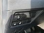Mazda 2 Hybrid Toyota Yaris 1.5 | Navigatie via Apple Carplay | Stoel + stuurverwarming | Cruise Control | Parkeercamera | Licht metalen velgen