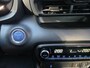 Mazda 2 Hybrid Toyota Yaris 1.5 | Navigatie via Apple Carplay | Stoel + stuurverwarming | Cruise Control | Parkeercamera | Licht metalen velgen