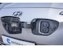 Hyundai Kona Electric EV Fashion 64 kWh | Camera | Stoelverwarmig | Cruise control adaptief | Head-up display | Dodehoek detectie | Digitaal dashboard | Apple Carplay/Android Auto | Achteruitrijcamera | Apple Carplay/Android Auto|telefoonintegratie premium | Cruise control adaptief met Stop&Go