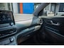 Hyundai Kona Electric EV Fashion 64 kWh | Camera | Stoelverwarmig | Cruise control adaptief | Head-up display | Dodehoek detectie | Digitaal dashboard | Apple Carplay/Android Auto | Achteruitrijcamera | Apple Carplay/Android Auto|telefoonintegratie premium | Cruise control adaptief met Stop&Go