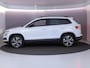 Skoda Karoq 1.5 TSI ACT Business Edition 150 pk Automaat (DSG) | Navigatie | Trekhaak (wegklapbaar) | Parkeersensoren achter | Adaptieve cruise control | Stoel/stuur verwarming |