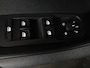 Skoda Karoq 1.5 TSI ACT Business Edition 150 pk Automaat (DSG) | Navigatie | Trekhaak (wegklapbaar) | Parkeersensoren achter | Adaptieve cruise control | Stoel/stuur verwarming |