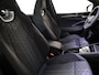 Volkswagen Tiguan 1.5 eHybrid R-Line Edition 204 pk Automaat (DSG) | Verlengde garantie | Navigatie | Panoramadak | Trekhaak (wegklapbaar) | Parkeersensoren (Park assist) | Rondomzicht camera | R-Line |