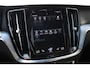 Volvo V60 2.0 T5 Momentum | Achteropkomend verkeer waarschuwing | Autonomous Emergency Braking | Bots herkenning en activatie | Bluetooth telefoonvoorbereiding | Cruise control | Business Pack Connect | Achteruitrijcamera | Voorstoelen verwarmd