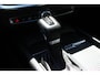Volvo V60 2.0 T5 Momentum | Achteropkomend verkeer waarschuwing | Autonomous Emergency Braking | Bots herkenning en activatie | Bluetooth telefoonvoorbereiding | Cruise control | Business Pack Connect | Achteruitrijcamera | Voorstoelen verwarmd