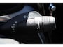 Volvo V60 2.0 T5 Momentum | Achteropkomend verkeer waarschuwing | Autonomous Emergency Braking | Bots herkenning en activatie | Bluetooth telefoonvoorbereiding | Cruise control | Business Pack Connect | Achteruitrijcamera | Voorstoelen verwarmd
