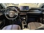 Peugeot 208 1.2 100PK Allure 5-drs **Luxe Allure met trekhaak, lichtmetalen velgen**