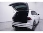 Volkswagen Tiguan 1.5 TSI ACT Highline Business R NAP 2e eigen. 2xR-Line Navigatie APPLE-Carplay 21"-lmv PDC v+a Panodak inparkeerhulp DAB ontvangst LED-verlichting stoelverwarming side-steps
