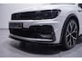 Volkswagen Tiguan 1.5 TSI ACT Highline Business R NAP 2e eigen. 2xR-Line Navigatie APPLE-Carplay 21"-lmv PDC v+a Panodak inparkeerhulp DAB ontvangst LED-verlichting stoelverwarming side-steps