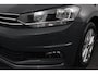Volkswagen Touran 1.5 TSI DSG Highline 7p Navigatie Apple Carplay/Android Auto Parkeersensoren Adaptieve Cruise Control Stoel-en stuurverwarming Elektrische achterklep Getinte ramen Climatronic