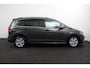 Volkswagen Touran 1.5 TSI DSG Highline 7p Navigatie Apple Carplay/Android Auto Parkeersensoren Adaptieve Cruise Control Stoel-en stuurverwarming Elektrische achterklep Getinte ramen Climatronic