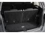 Volkswagen Touran 1.5 TSI DSG Highline 7p Navigatie Apple Carplay/Android Auto Parkeersensoren Adaptieve Cruise Control Stoel-en stuurverwarming Elektrische achterklep Getinte ramen Climatronic