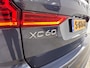 Volvo XC60 T8 Recharge Ultimate Dark | 19" Allseason | Luchtvering |  Geventileerd Nappa | Stoelmassage | Harman Kardon | Trekhaak | Panoramadak | 360 Camera | Getint & Gelaagd Glas