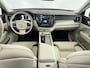 Volvo XC60 T8 Recharge Ultimate Dark | 19" Allseason | Luchtvering |  Geventileerd Nappa | Stoelmassage | Harman Kardon | Trekhaak | Panoramadak | 360 Camera | Getint & Gelaagd Glas