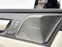 Volvo XC60 T8 Recharge Ultimate Dark | 19" Allseason | Luchtvering |  Geventileerd Nappa | Stoelmassage | Harman Kardon | Trekhaak | Panoramadak | 360 Camera | Getint & Gelaagd Glas