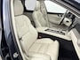 Volvo XC60 T8 Recharge Ultimate Dark | 19" Allseason | Luchtvering |  Geventileerd Nappa | Stoelmassage | Harman Kardon | Trekhaak | Panoramadak | 360 Camera | Getint & Gelaagd Glas