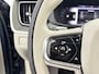 Volvo XC60 T8 Recharge Ultimate Dark | 19" Allseason | Luchtvering |  Geventileerd Nappa | Stoelmassage | Harman Kardon | Trekhaak | Panoramadak | 360 Camera | Getint & Gelaagd Glas