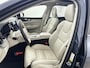 Volvo XC60 T8 Recharge Ultimate Dark | 19" Allseason | Luchtvering |  Geventileerd Nappa | Stoelmassage | Harman Kardon | Trekhaak | Panoramadak | 360 Camera | Getint & Gelaagd Glas