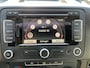 Volkswagen Transporter Kombi 2.0 TDI DSG Automaat 140 pk L2H1 BPM/ BTW vrij Airco Cruise control Trekhaak Automaat Verlengde uitvoering Marge 1 eigenaar Personenvervoer  Personenbus Groepsvervoer Ex overheid Ideaal voor ombouw naar Camper