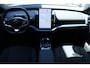Volvo EX30 Single Motor Extended Range Plus 69 kWh | Apple Carplay/ Android Auto | Elektrisch verstelbare voorstoelen | Voorstoelen verwarmd | Stuurwiel verwarmd | Electronic climate control | 19" Lichtmetalen velgen | Parkeersensoren voor + achter | Warmtepomp |