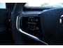 Volvo EX30 Single Motor Extended Range Plus 69 kWh | Apple Carplay/ Android Auto | Elektrisch verstelbare voorstoelen | Voorstoelen verwarmd | Stuurwiel verwarmd | Electronic climate control | 19" Lichtmetalen velgen | Parkeersensoren voor + achter | Warmtepomp |