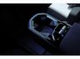 Volvo EX30 Single Motor Extended Range Plus 69 kWh | Apple Carplay/ Android Auto | Elektrisch verstelbare voorstoelen | Voorstoelen verwarmd | Stuurwiel verwarmd | Electronic climate control | 19" Lichtmetalen velgen | Parkeersensoren voor + achter | Warmtepomp |