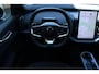 Volvo EX30 Single Motor Extended Range Plus 69 kWh | Apple Carplay/ Android Auto | Elektrisch verstelbare voorstoelen | Voorstoelen verwarmd | Stuurwiel verwarmd | Electronic climate control | 19" Lichtmetalen velgen | Parkeersensoren voor + achter | Warmtepomp |