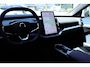 Volvo EX30 Single Motor Extended Range Plus 69 kWh | Apple Carplay/ Android Auto | Elektrisch verstelbare voorstoelen | Voorstoelen verwarmd | Stuurwiel verwarmd | Electronic climate control | 19" Lichtmetalen velgen | Parkeersensoren voor + achter | Warmtepomp |