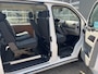 Volkswagen Transporter Kombi 2.0 TDI L1H1 9 zitplaatsen Airco Parkeerhulp sensoren achter Cruise control Personenbus Kombi Combi Groepsvervoer Taxi