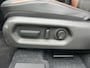 Suzuki e-Vitara Style 61 kWh | Stuur/Stoel Verwarming | Dodehoekdetectie | 360 Camera | Elektrische stoelverstelling | Apple Carplay/Android Auto |