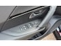 Peugeot e-2008 EV GT Pack 50 kWh | Panorama Dak | Stoelverwarming Voor | Adaptieve Cruise Control | Achteruitrijd Camera | Adaptieve Lane Assist | Keyless Entry | Achteruitrijcamera | Cruise control adaptief met Stop&Go en stuurhulp | Dodehoekdetectie met correctie