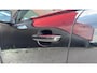 Peugeot e-2008 EV GT Pack 50 kWh | Panorama Dak | Stoelverwarming Voor | Adaptieve Cruise Control | Achteruitrijd Camera | Adaptieve Lane Assist | Keyless Entry | Achteruitrijcamera | Cruise control adaptief met Stop&Go en stuurhulp | Dodehoekdetectie met correctie