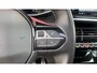 Peugeot e-2008 EV GT Pack 50 kWh | Panorama Dak | Stoelverwarming Voor | Adaptieve Cruise Control | Achteruitrijd Camera | Adaptieve Lane Assist | Keyless Entry | Achteruitrijcamera | Cruise control adaptief met Stop&Go en stuurhulp | Dodehoekdetectie met correctie