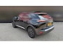 Peugeot e-2008 EV GT Pack 50 kWh | Panorama Dak | Stoelverwarming Voor | Adaptieve Cruise Control | Achteruitrijd Camera | Adaptieve Lane Assist | Keyless Entry | Achteruitrijcamera | Cruise control adaptief met Stop&Go en stuurhulp | Dodehoekdetectie met correctie