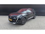 Peugeot e-2008 EV GT Pack 50 kWh | Panorama Dak | Stoelverwarming Voor | Adaptieve Cruise Control | Achteruitrijd Camera | Adaptieve Lane Assist | Keyless Entry | Achteruitrijcamera | Cruise control adaptief met Stop&Go en stuurhulp | Dodehoekdetectie met correctie