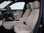 Mercedes-Benz GLB 200 Luxury Line | Panoramadak | Leder | Adaptive cruise | Camera | Park assist | Carplay | Sfeerverlichting | Full LED | Stoelverwarming | Navigatie |