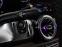 Mercedes-Benz GLB 200 Luxury Line | Panoramadak | Leder | Adaptive cruise | Camera | Park assist | Carplay | Sfeerverlichting | Full LED | Stoelverwarming | Navigatie |