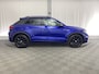 Volkswagen T-Roc 1.5 TSI R-Line | Apple carplay | 3 x R-line | Navi | IQ licht | Stoelverwarming | Black line | 18 inch | ACC