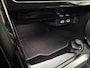 Volkswagen T-Roc 1.5 TSI R-Line | Apple carplay | 3 x R-line | Navi | IQ licht | Stoelverwarming | Black line | 18 inch | ACC