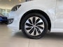 Volkswagen Polo 1.0 BlueMotion Connected Series,100%Onderhouden,Navigatie,Parkeerassistent,Climate&Cruisecontrol,Spraakbediening,Elektrischpakket,V&A Sensoren,Aux Usb Aansluiting,15 Inch Lmv