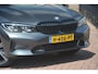 BMW 3-Serie Touring 320i Executive Edition Nederlandse auto 137816 NAP SHADOW LINE nette auto breedset half leren bekleding led navigatie ecc parkeersensoren getinte ramen zwarte raamlijsten