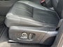 Land Rover Range Rover Evoque 1.5 P300e AWD HSE / Schuif Kantel Dak / Elektrische Stoelen met Geheugen / Elektrische Achterklep / Apple Carplay&Android Auto / 360º Camera / 20'' LM Velgen / Keyless /