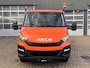 IVECO Daily 35C15 2.3 375 Trekhaak 3500kg Laadklep 500kg Navigatie Open laadbak Pick-up Euro 6 Bpm vrij Bakwagen p-up 136pk 1e eigenaar Dealer onderhouden