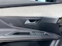 Peugeot 3008 1.6 HYbrid 225 GT Black pack Massage 360 focal