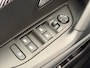 Peugeot 2008 1.2 Hybrid 145 Allure | Active Safety Brake met camera en radar (automatisch noodremsysteem) met Distance Alert (waarschuwing dreigende aanrijding) | Advanced Active Safety Brake met camera en radar | Climate Control